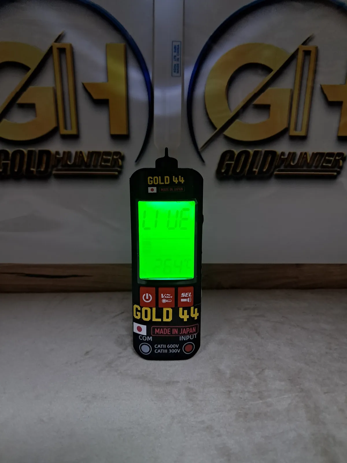Gold 44
